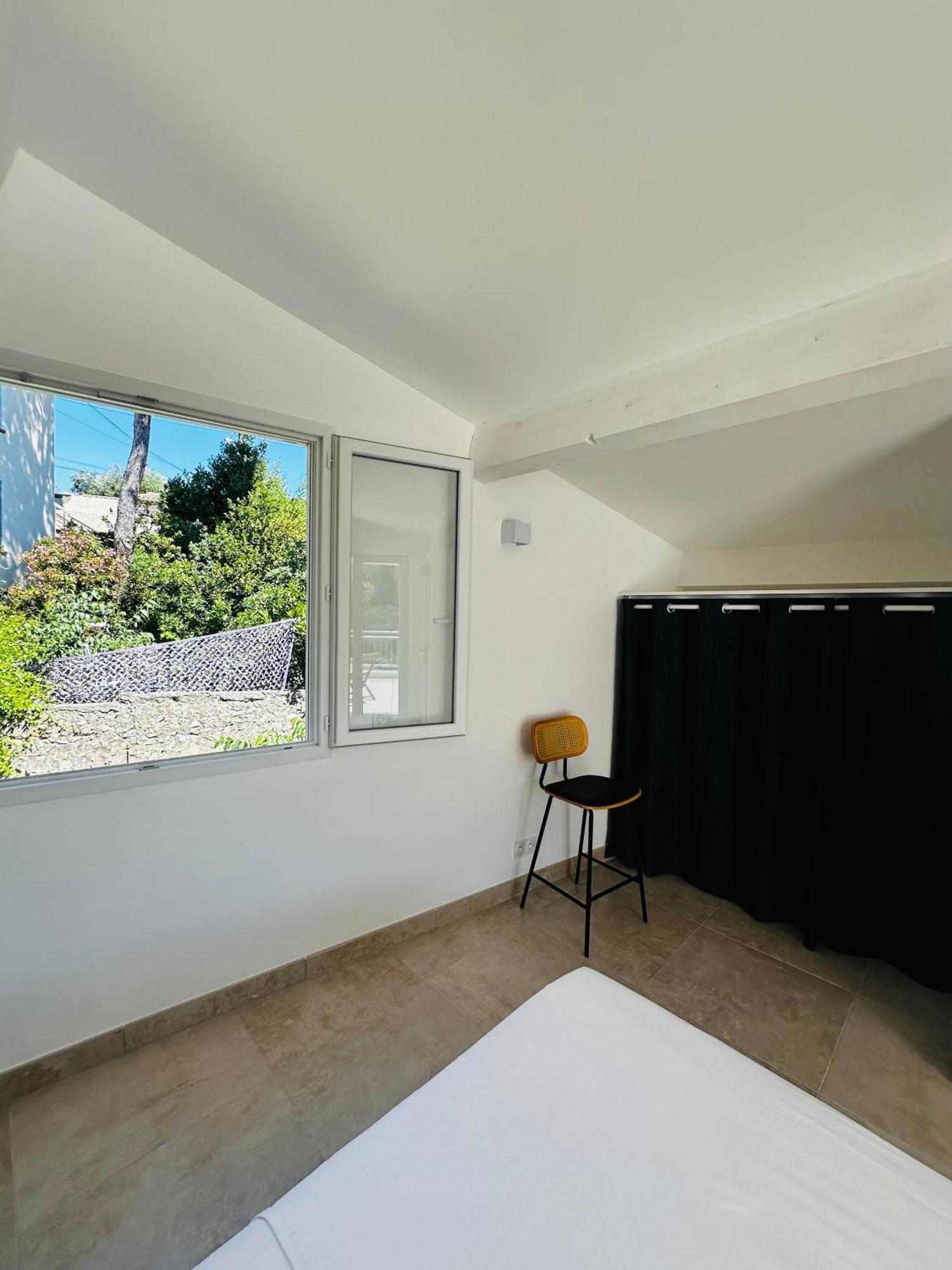 Les Luxueuses Terrasses Du Roucas Villa Марсилия Екстериор снимка